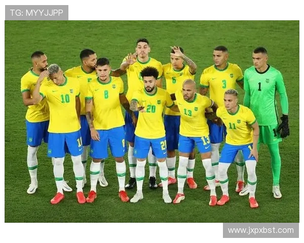 蒂尔曼点球建功卢纳迅速扳平美国与哥斯达黎加半场战成一比一